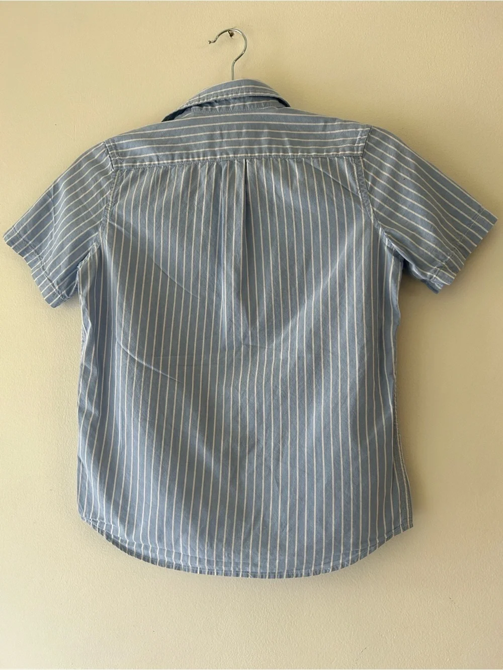 GAP Light Blue & White Stripe Short Sleeve Button-Down